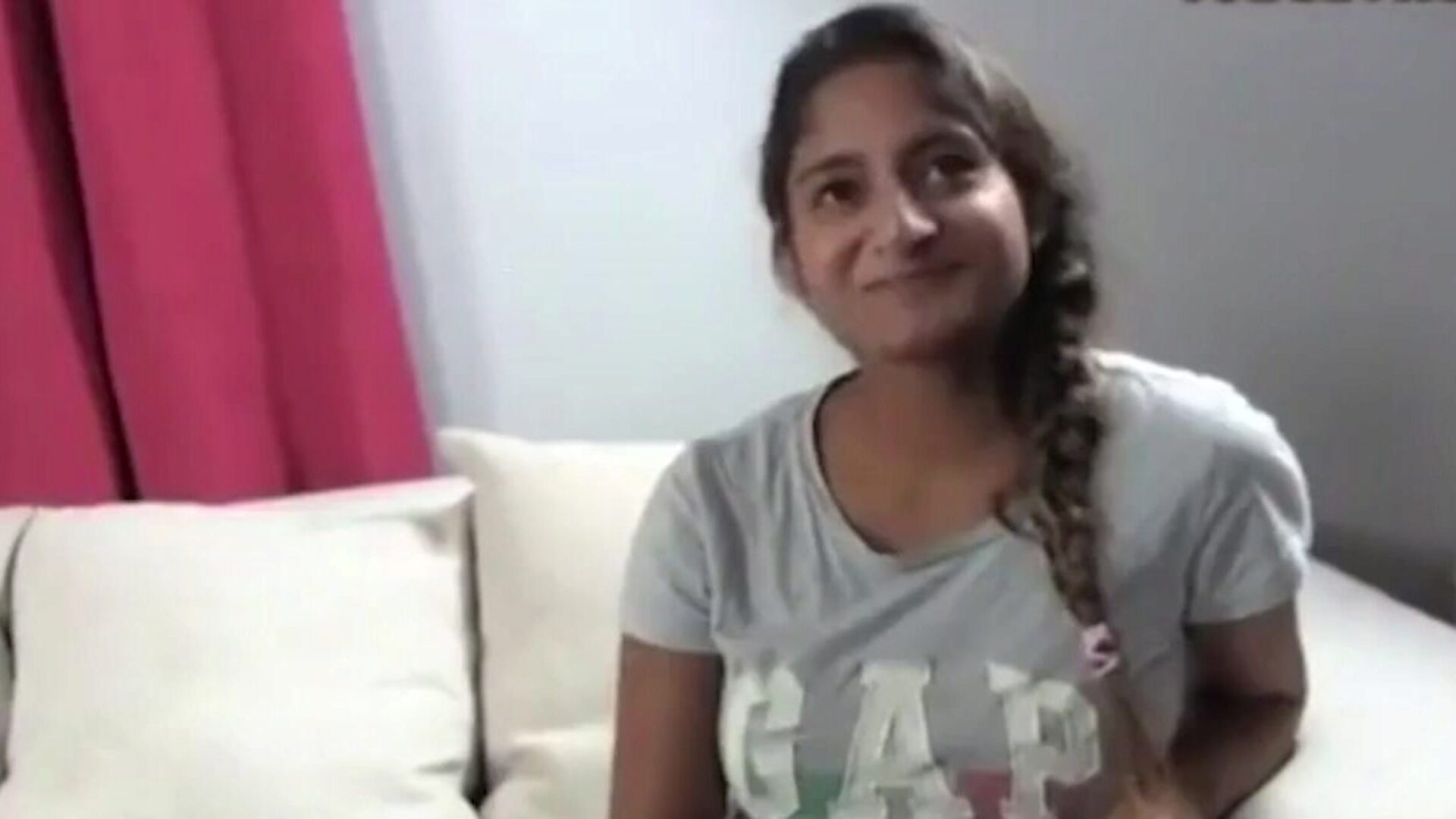 indiai Dezső lány baszik amerikai barátjával indiai hawt forró kollázs gal töltött