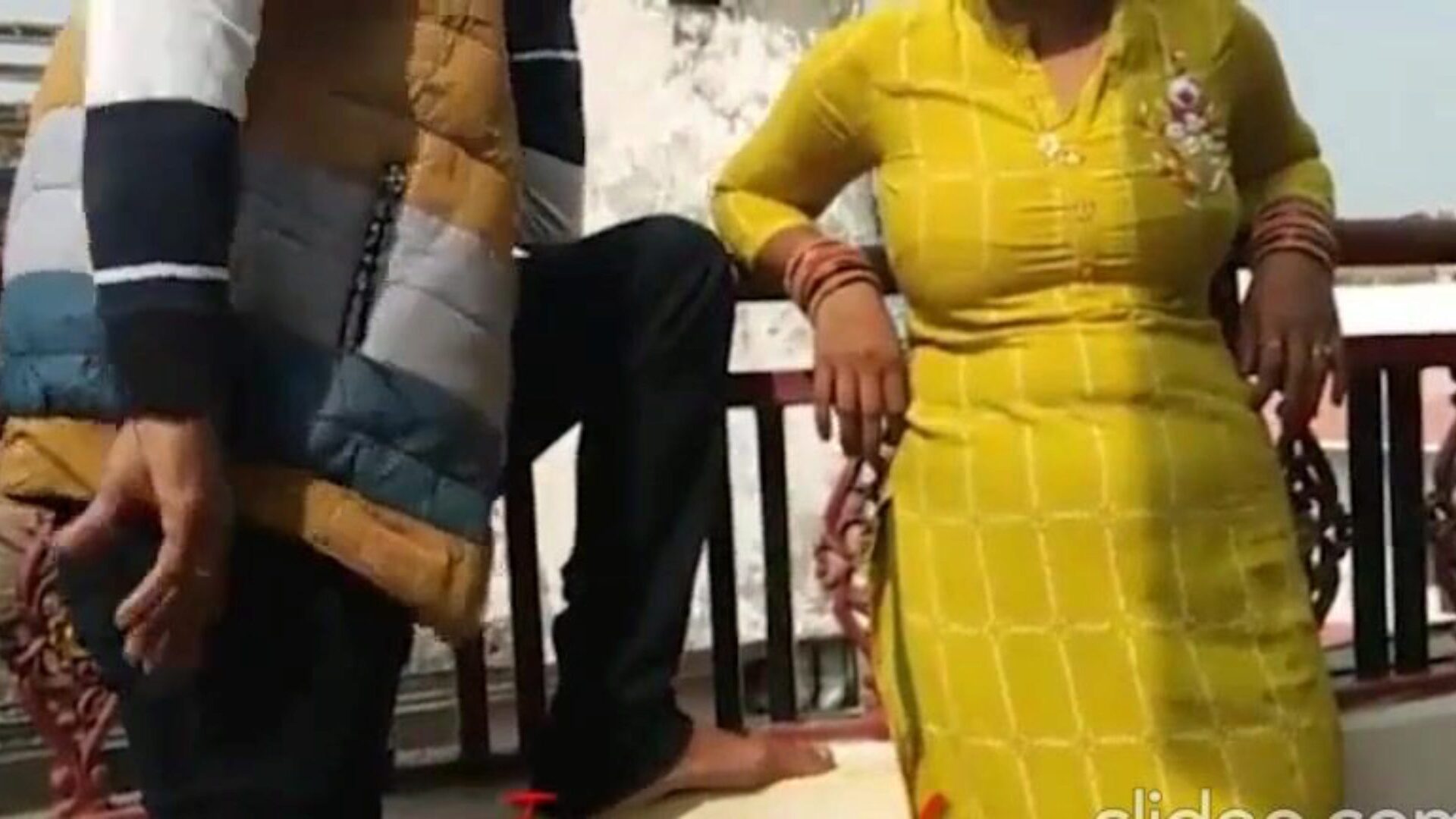 Desi married couple hot fuck-fest finger-banging and vagina fuck