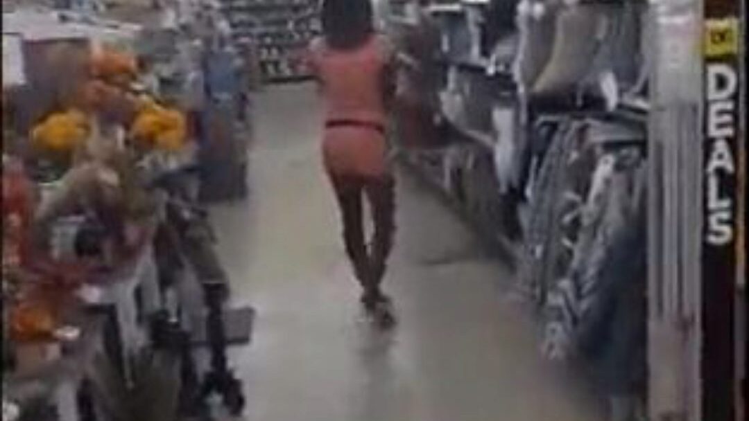 Local recent Orleans rapper scandalous grind receives caught fucking thot from behind in dollar general