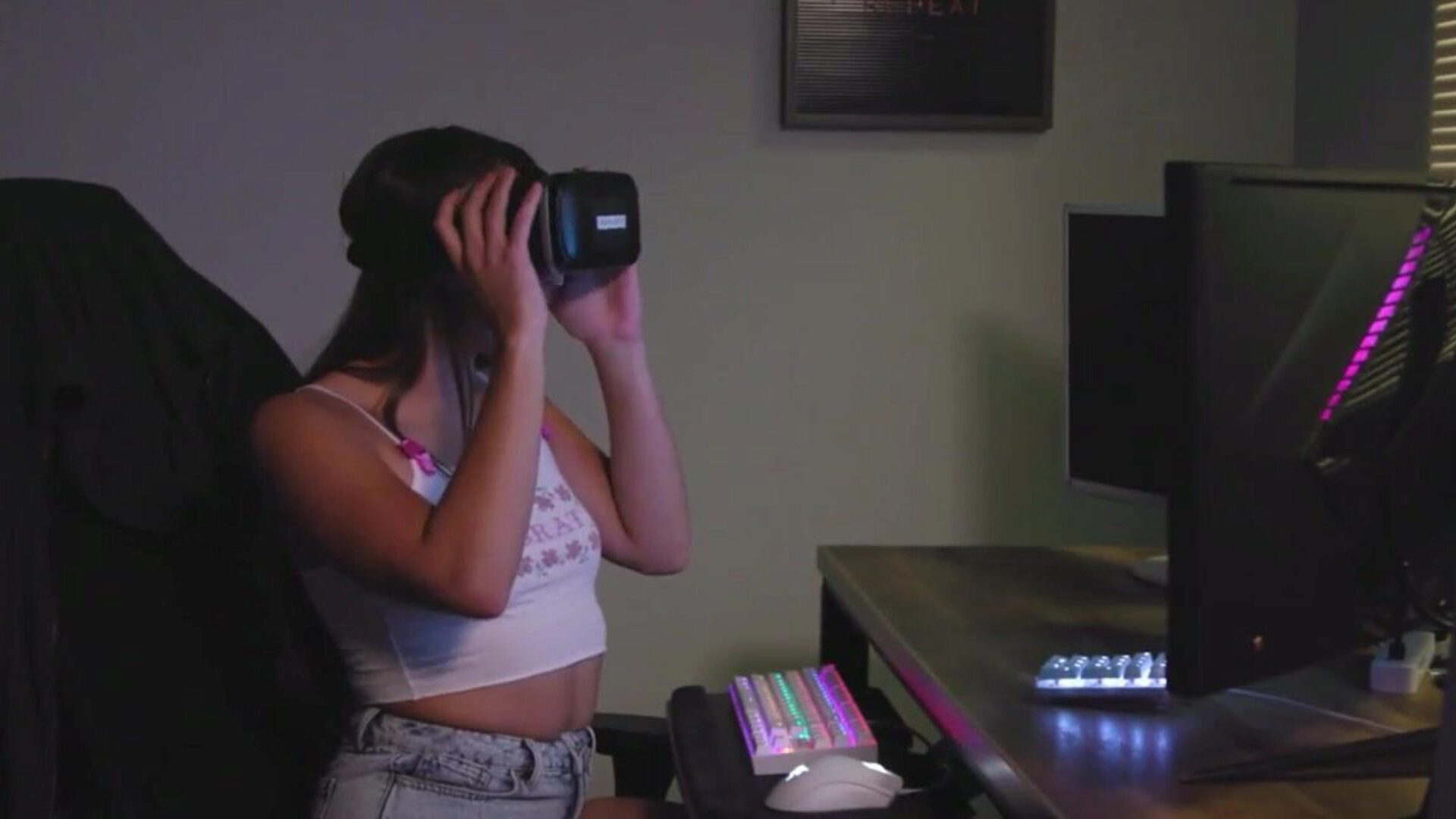 AllGirlMassage Gia Derza Has A VR Massage With Kenna James