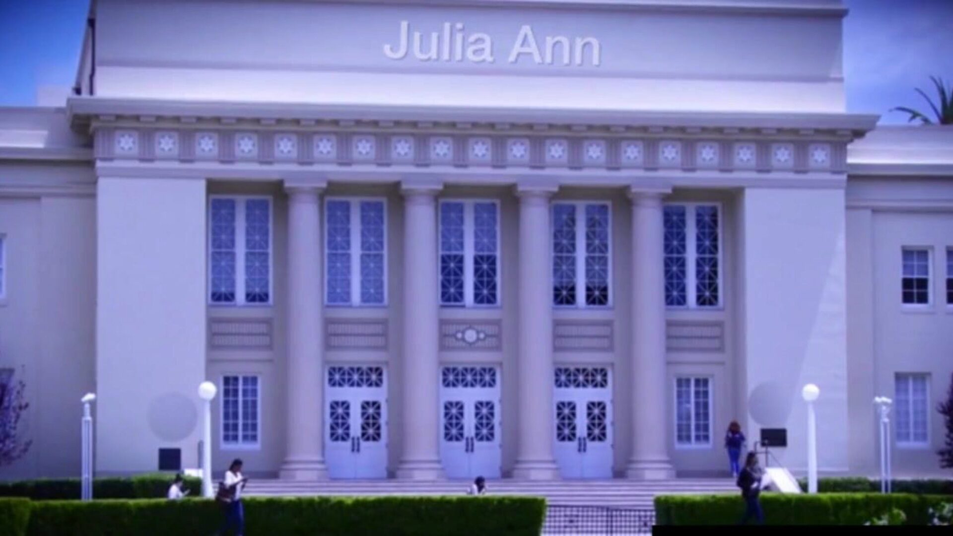 Julia Ann is a HOT Tutor who gargles & fucks a student silly