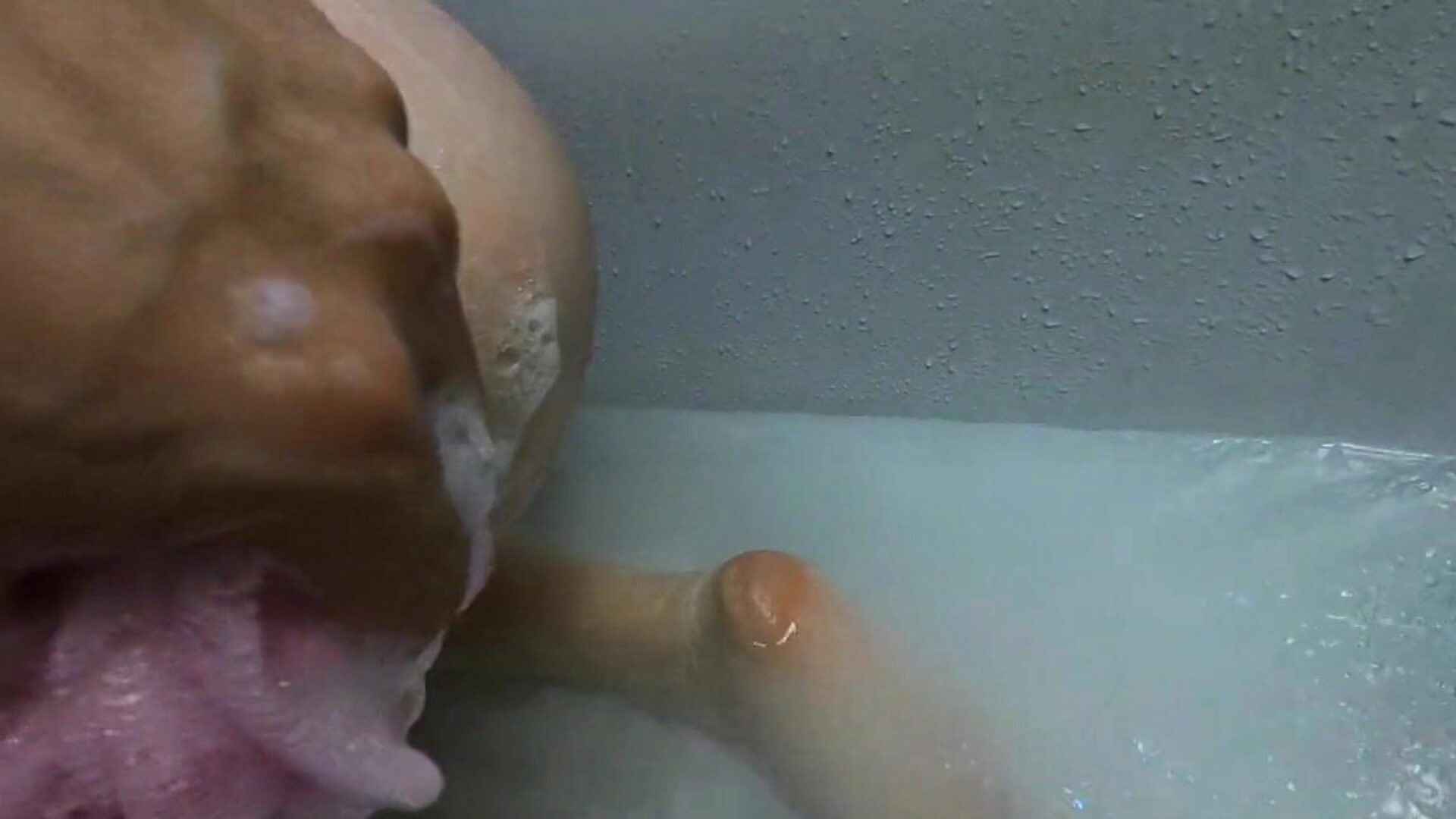 Help me Rubbing My Back Ass and Wet Ginger Teen Pussy in Foamy Bath at Home