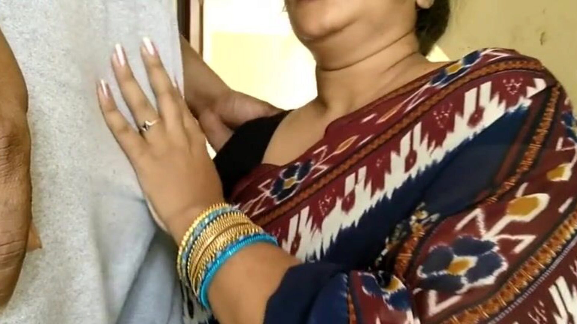 Indian Public Oral-Sex Ejaculation In Appartment Corridor