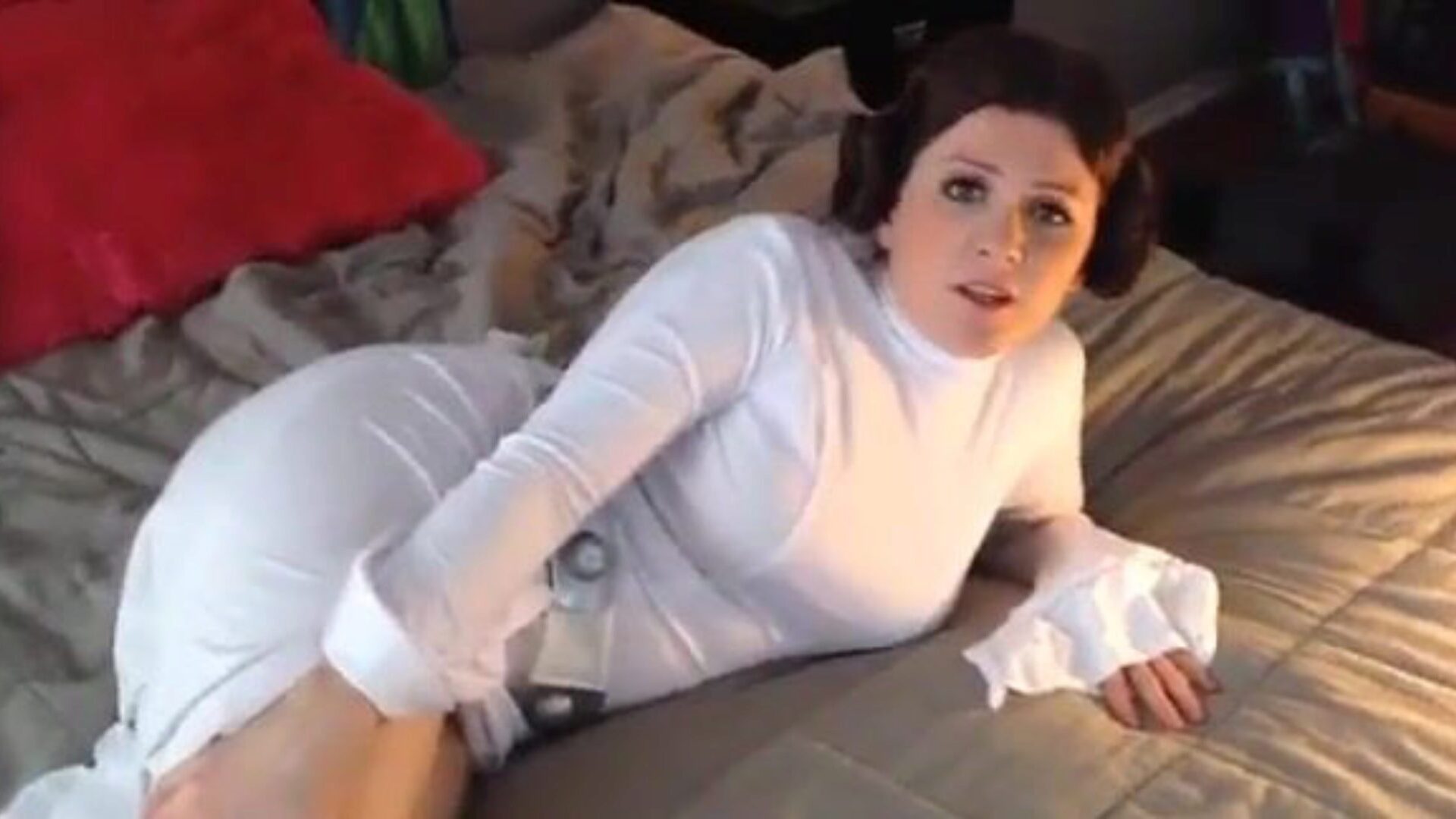 Princess Leia Sucks and Bonks - Pleasant Daisy Haze [Star Wars]