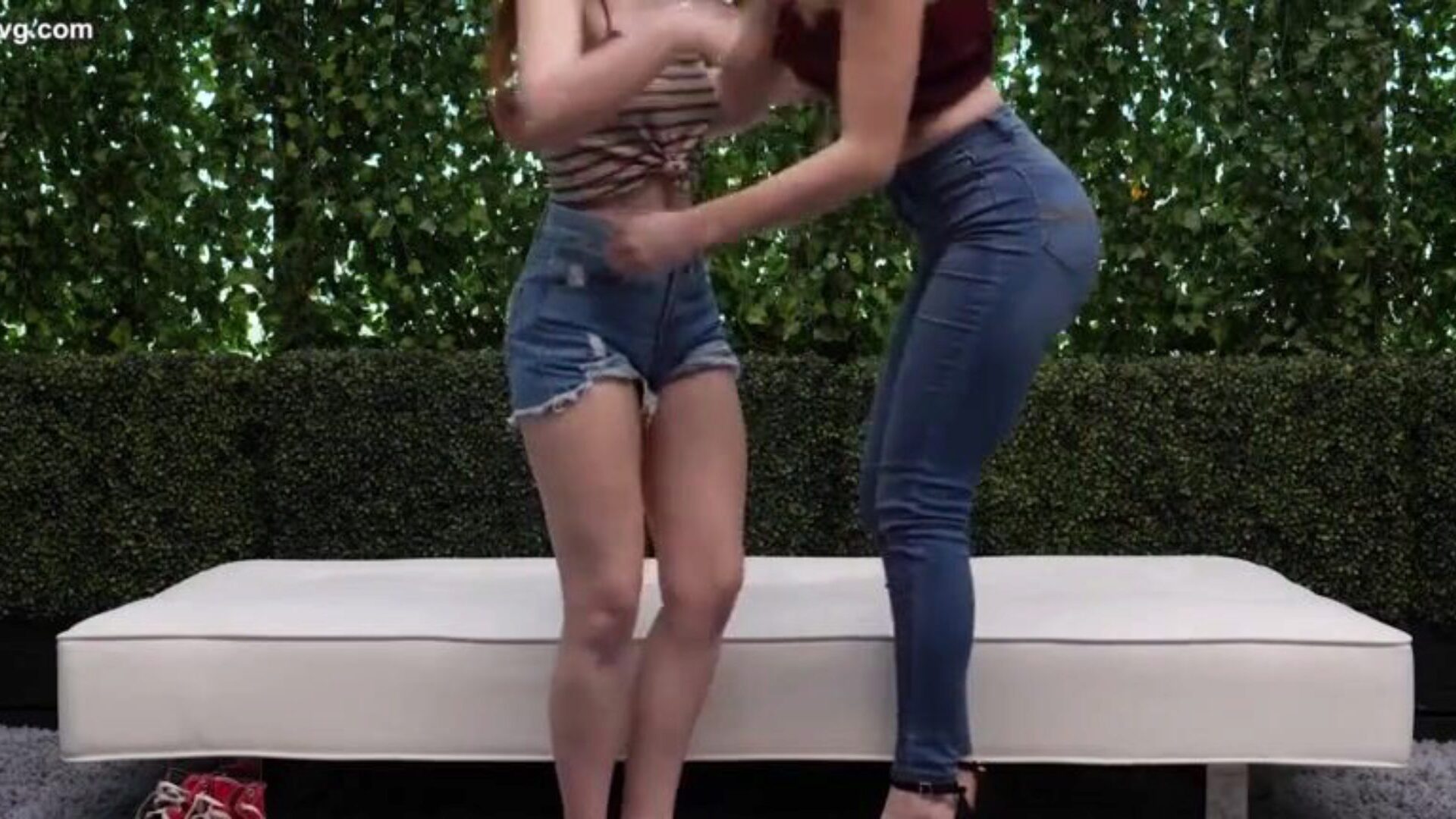 (Creampie) 2 Natural Redheads Fuck The Same Boy