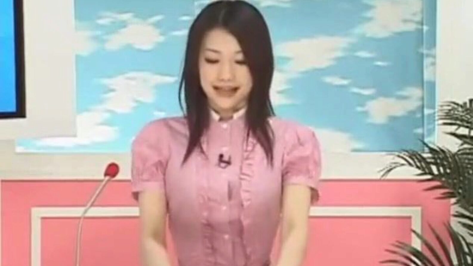 Japanese reporter pumped as this babe reports the news
