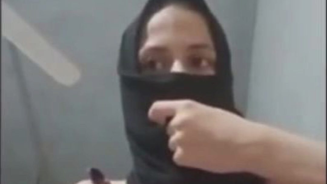 hijab arabo della mamma del sesso