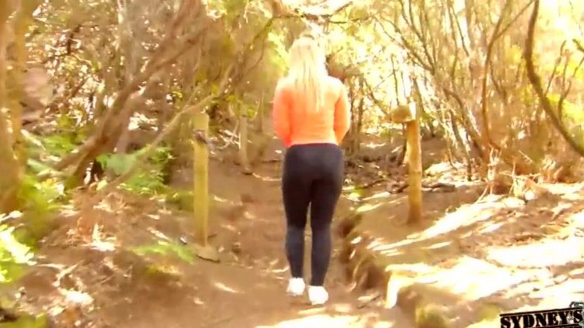 Hawt Golden-Haired Tourist Flashing Her Large Arse Outdoors Tenerife!